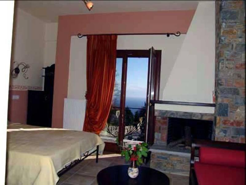 Hotel Erotas Agios Dimitrios  Bilik gambar
