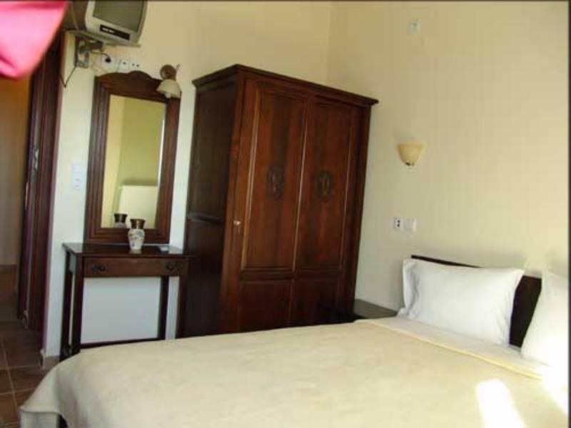 Hotel Erotas Agios Dimitrios  Bilik gambar