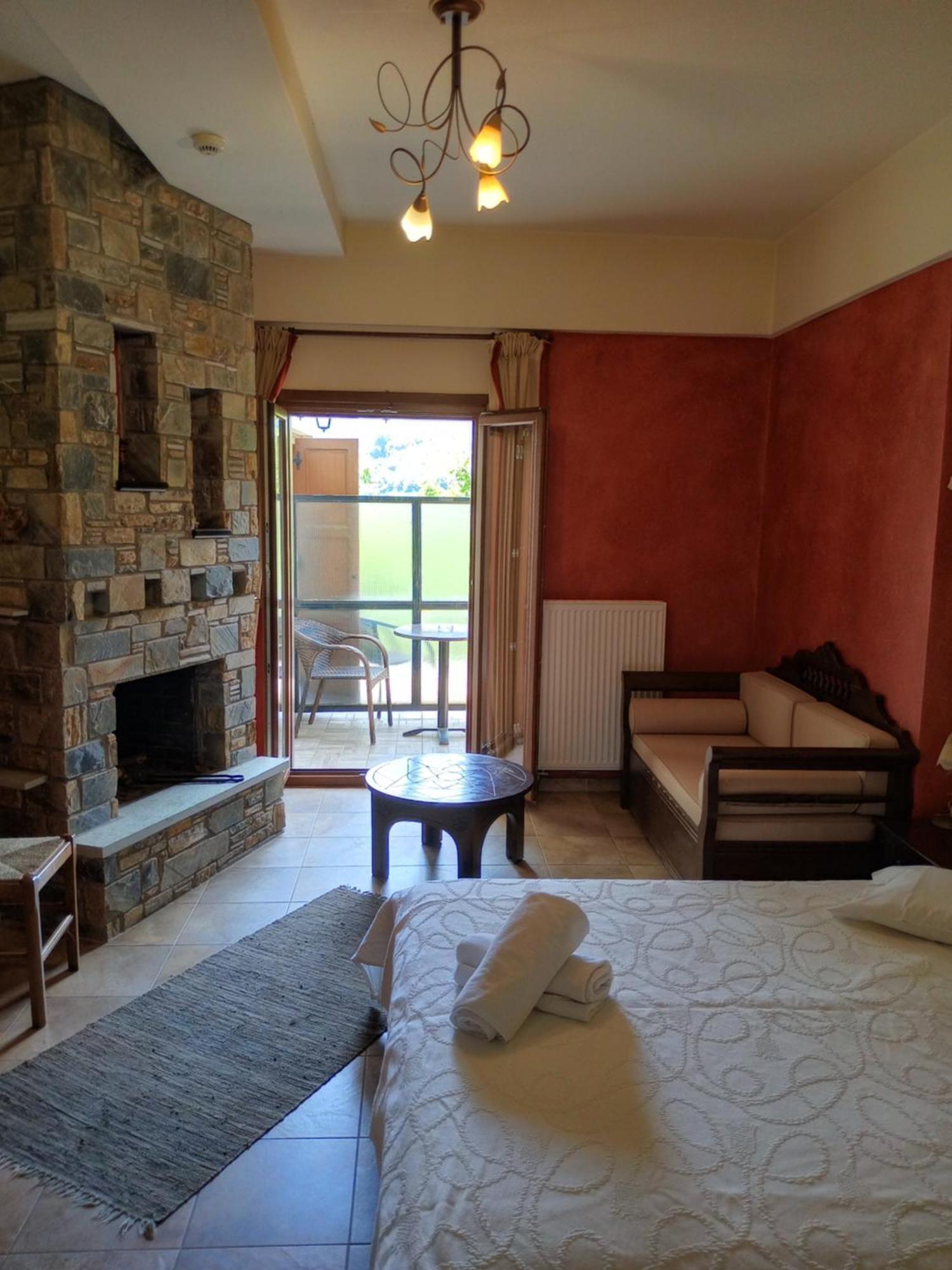 Hotel Erotas Agios Dimitrios  Luaran gambar